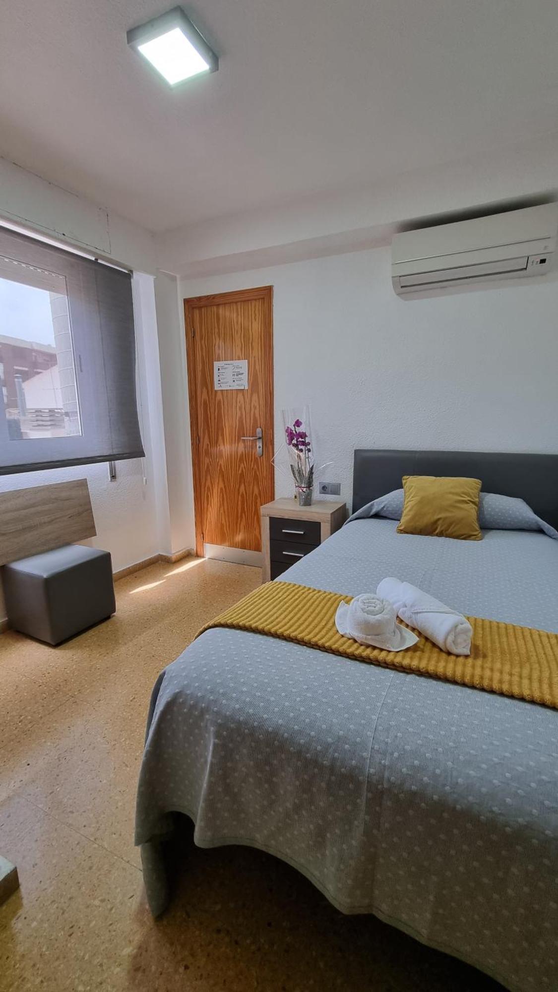 Pension Colon San Juan  Buitenkant foto